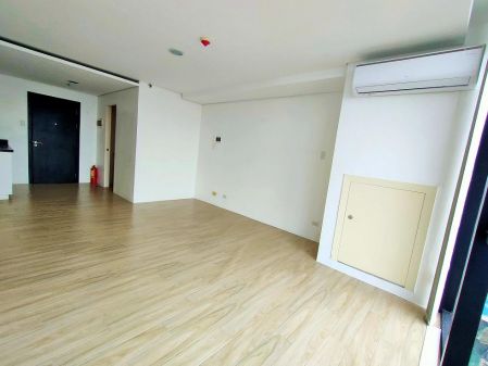For Lease Home Studio Unit near Ayala Business Park