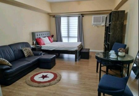 Cozy Fully Furnished 1 Bedroom at Two Maridien BGC Taguig 
