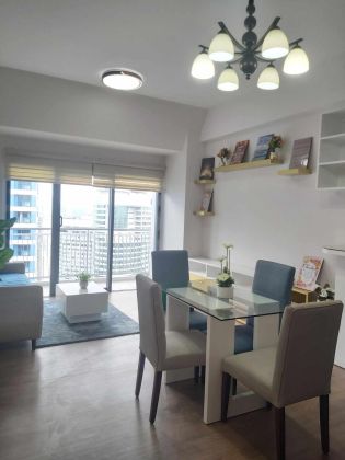 Fully Furnished 2 Bedroom with balcony Unit at the Rise Makati fo