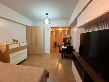 Furnished Studio Unit for Rent at High Park Vertis