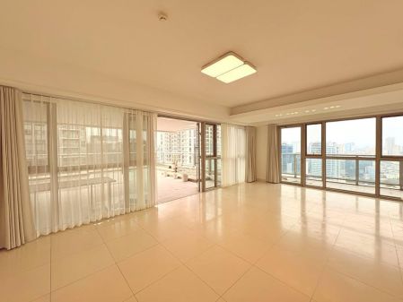 For Lease Grand 3 Bedroom Residence at One Serendra East Tower 