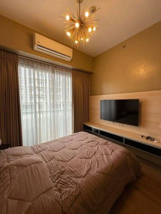 Fully Furnished 3 Bedroom in St Moritz Private Estate BGC Taguig