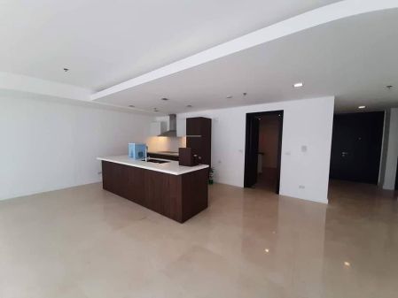 East Gallery Place for Rent BGC Taguig 3 Bedroom