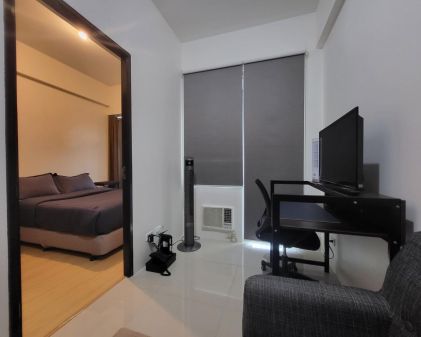 Fully Furnished 1 Bedroom with Balcony at Park West BGC