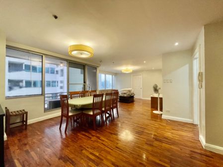 Semi Furnished Large 2BR in Easton Place Salcedo Village