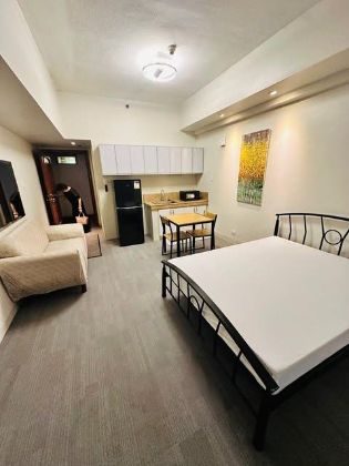 Studio Furnished for Rent in Bsa Mansion