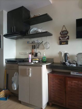 For Rent Studio Unit at Suntrust Parkview