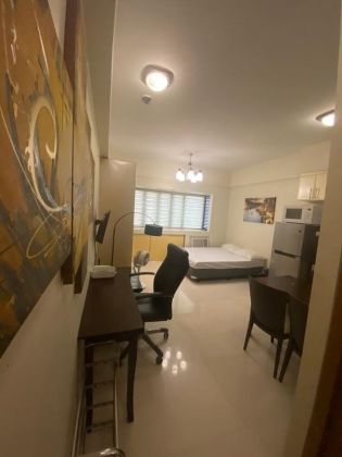 Fully Furnished Studio For Rent in Morgan Suites Mckinley Hills