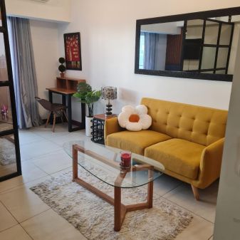 Fully Furnished the Royalton at Capitol Commons Studio Unit