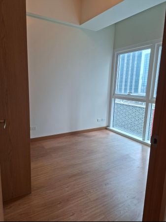 1 Bedroom Bare Unit for Lease Amenities View with Parking