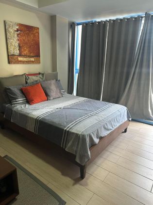 Fully Furnished Studio Unit in Three Central Makati