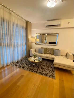 For Rent Interiored One Bedroom 1br in One Serendra BGC