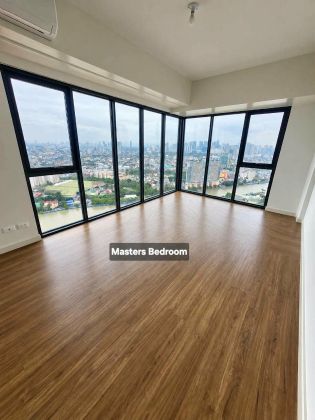 For Lease New 3BR in Callisto Tower Circuit Makati