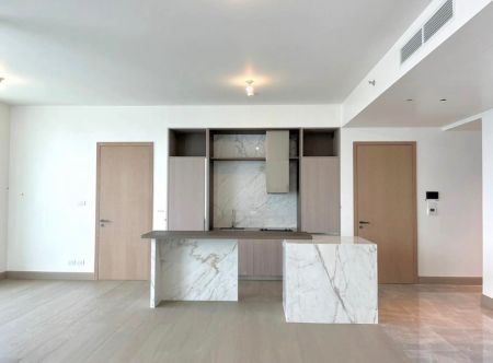The West Wing Sky Retreat 3 Bedroom in Aurelia