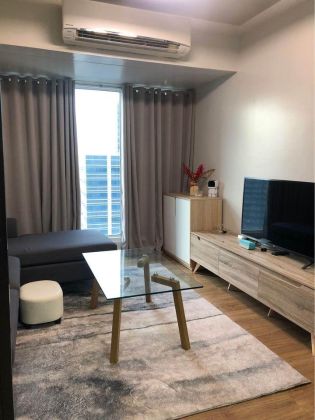 Kroma Tower  FOR rent    1 bedroom   The Philippine Stock Exchan