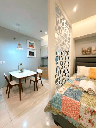 For Rent Studio Condo at Viceroy Tower 2 BGC Fully Furnished
