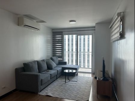 1 Bedroom Unit in Two Serendra for Rent