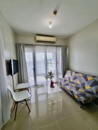 Fully Furnished 2 Bedroom with Balcony in Sea Residences Pasay