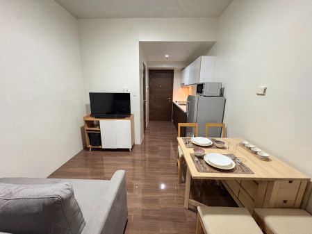 1 Bedroom Unit with Balcony for Lease Air Residences