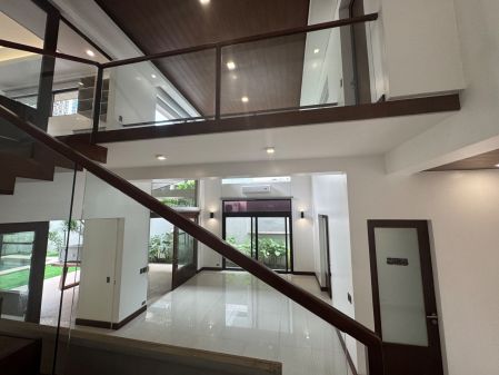 Semi Furnished 3 Bedroom House at Bel Air Village for Rent