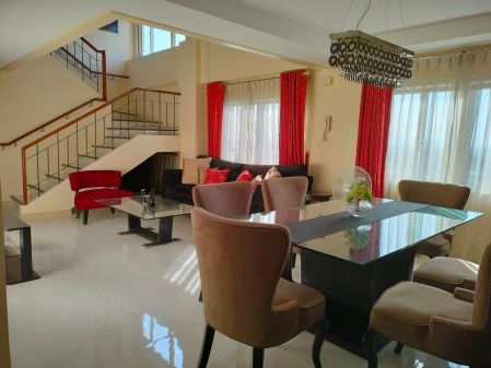 For Lease 3 Bedroom Mckinley Garden Villas Taguig near Korean Int