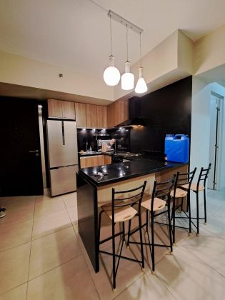 For Lease 2 Bedroom corner Unit in Bgc Taguig
