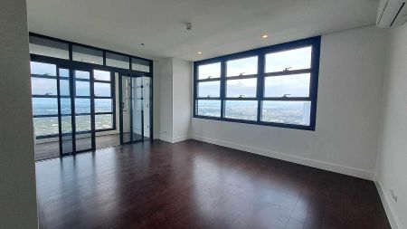 For Lease 3 Bedroom Condo in Garden Towers Makati