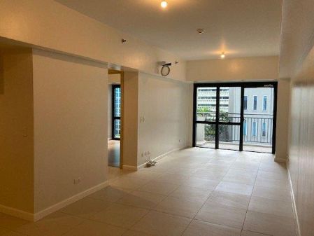 The Gentry Residences 2br  Ayala Triangle Gardens for  lease 