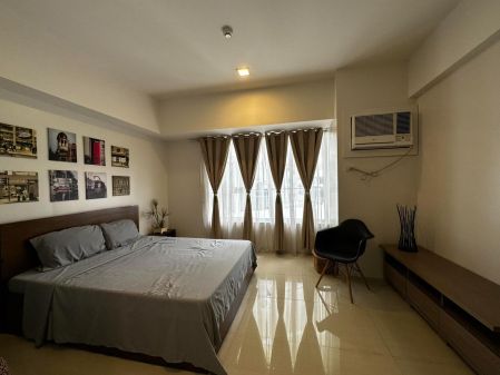 1 Bedroom with 2 Bath at Calyx Centre Cebu It Park