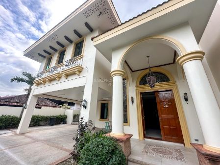 For Rent 5 Bedroom House in Ayala Alabang Village Muntinlupa