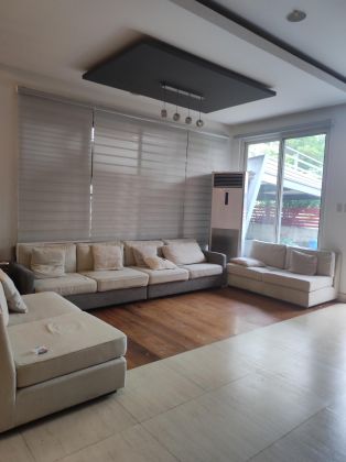 For Lease 6 Bedroom House in AFPOVAI Subdivision Taguig