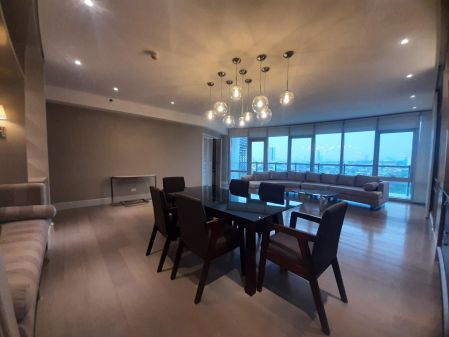 Fully Furnished Three Bedroom Condo Unit For Rent in Proscenium M