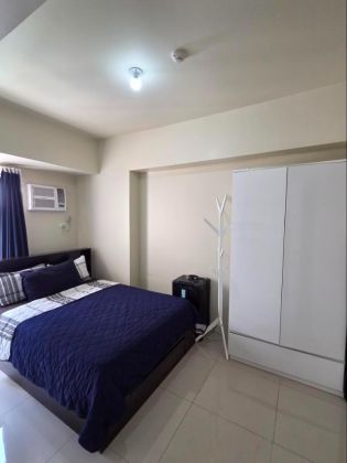 1BR Fully Furnished Unit for Rent with Parking at The Montane 