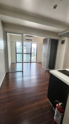 Unfurnished 1 Bedroom for Rent in Acqua Livingstone
