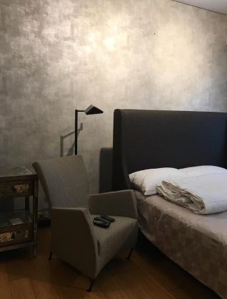 Low Floor One Serendra 2BR for Lease