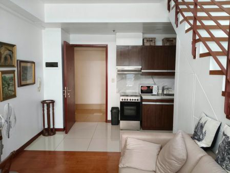Makati Eton 1 Bedroom Condominnium Unit For Rent