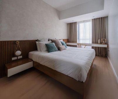 2 Bedroom Elegance with Sesaview at Mandani Bay Suites Parking