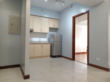 Semi Furnished 42 Sqm 1 Bedroom Condo Unit for Rent