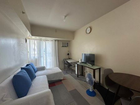 Fully Furnished 1 Bedroom Unit at Avida Towers Turf BGC for Rent