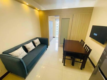 Fully Furnished 1BR Unit at Shore Residences for Rent