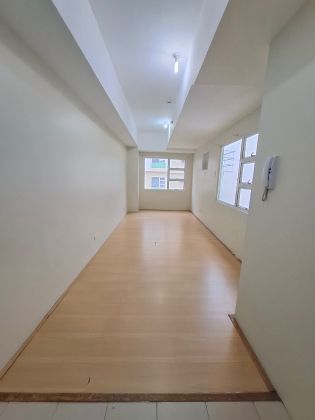 Unfurnished Studio near Dlsu