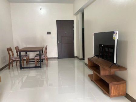 Fully Furnished 2 Bedroom for Rent in the Ellis Makati