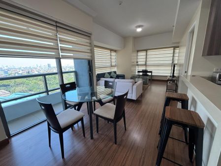 Fully Furnished 1 Bedroom Unit at Shang Salcedo Place for Rent