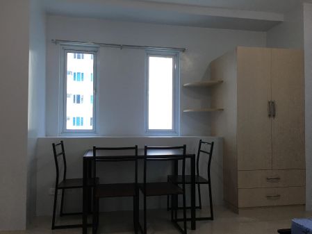 Fully Furnished Studio Unit at MPlace South Triangle for Rent