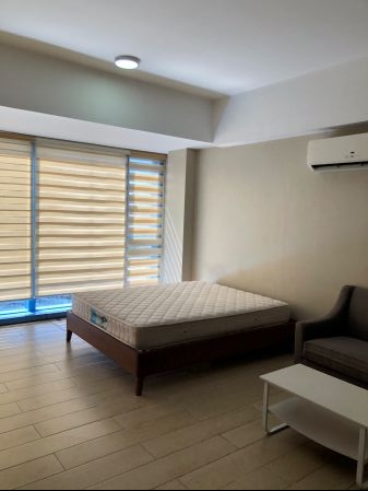Three Central Studio Hotel Layout Big Windows Valero St