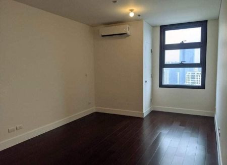 Luxurious 2 Bedroom unit for Rent in The Garden Towers Makati 