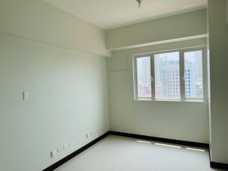 Bare Studio Unit at Quantum Residences for Rent