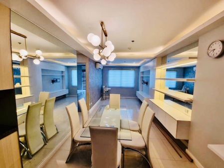 Semi Furnished 2BR with Parking in Vimana Verde Residences Pasig
