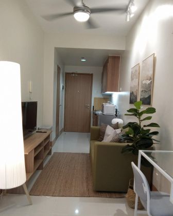 SHORETHREE17XXT4 for Rent Fully Furnished 1BR with Balcony