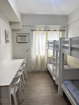 Fully Furnished Studio Unit In Tennyson Heights 